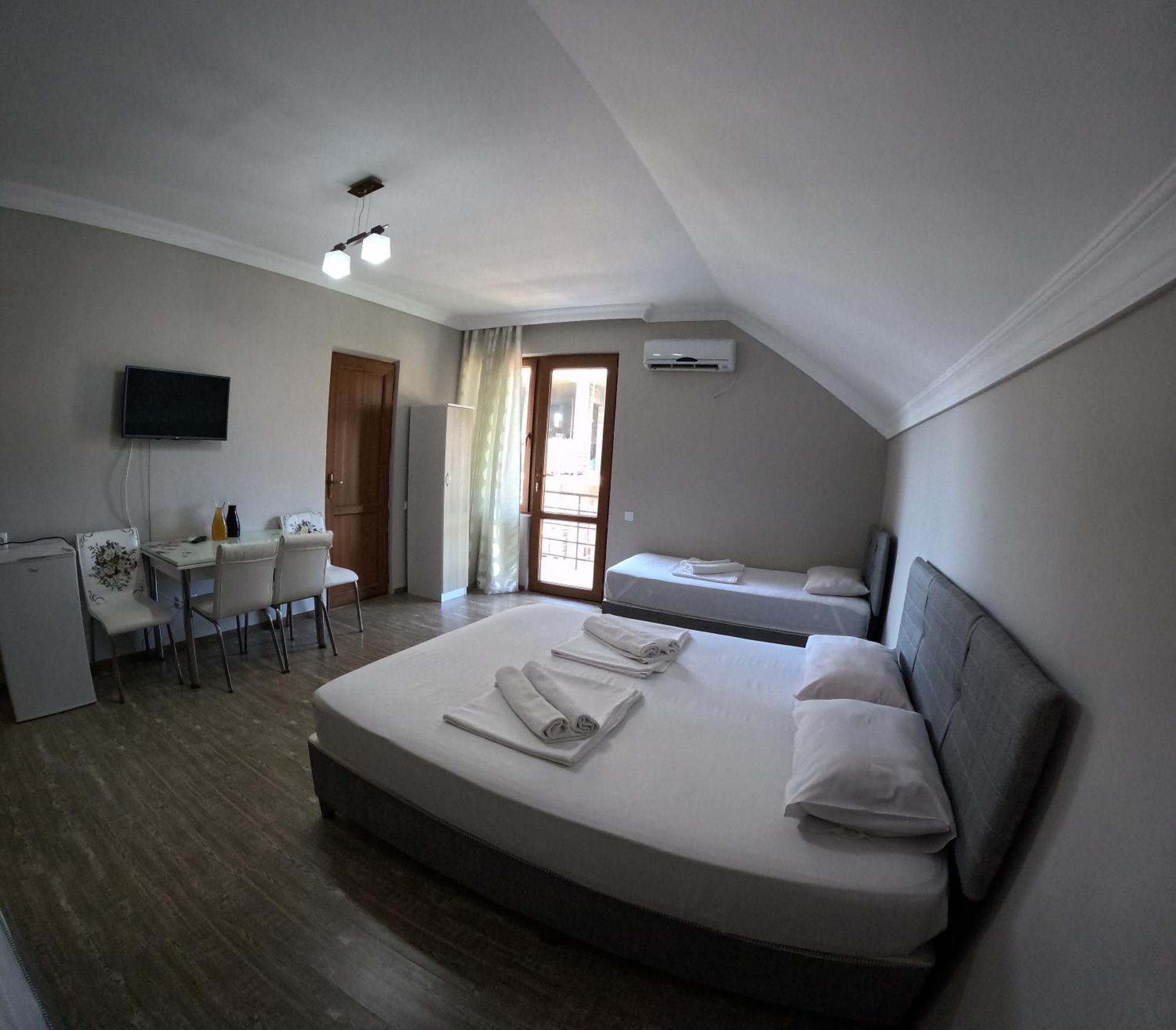 Elite Hotel קובולטי מראה חיצוני תמונה