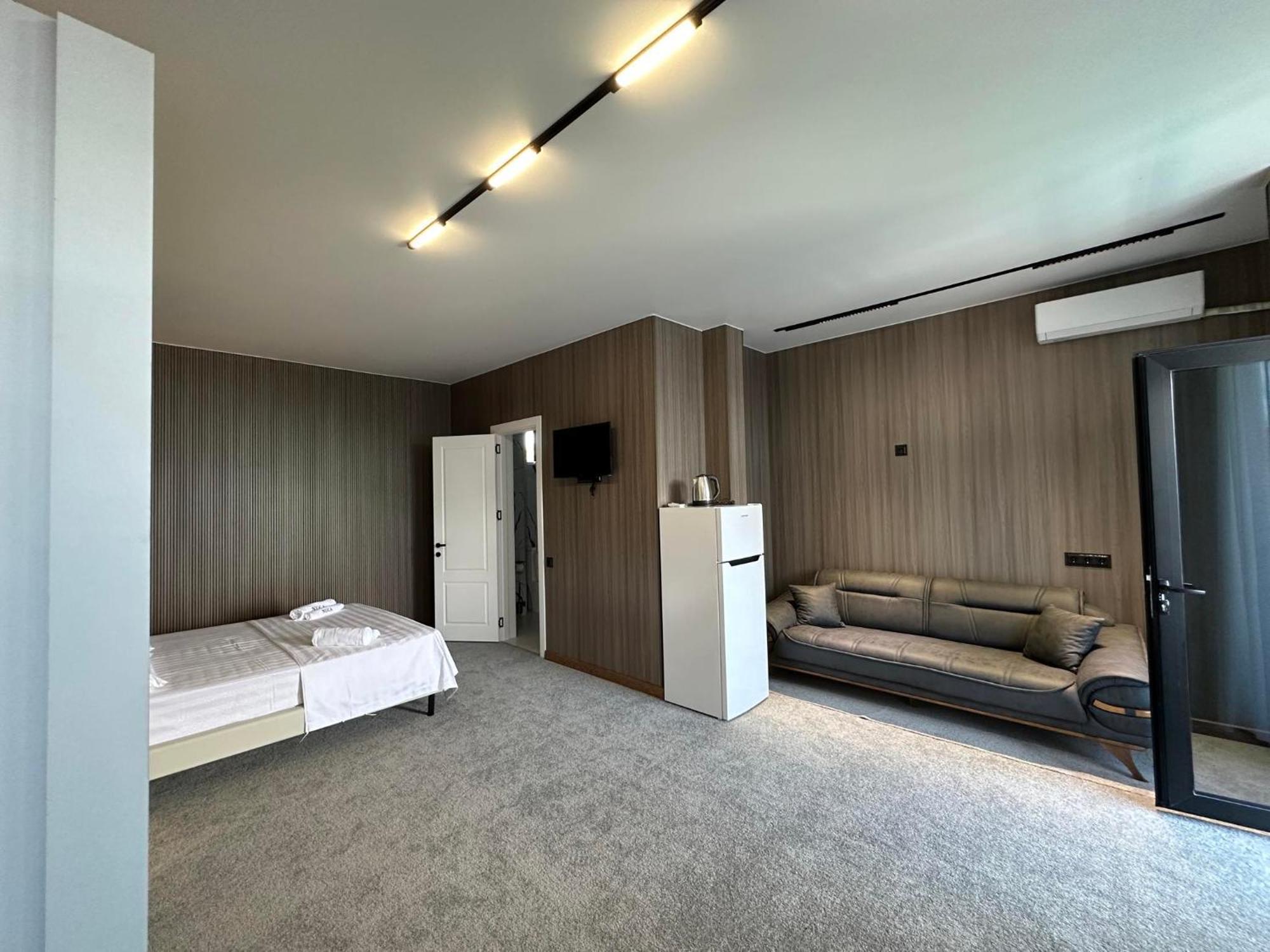 Elite Hotel קובולטי מראה חיצוני תמונה