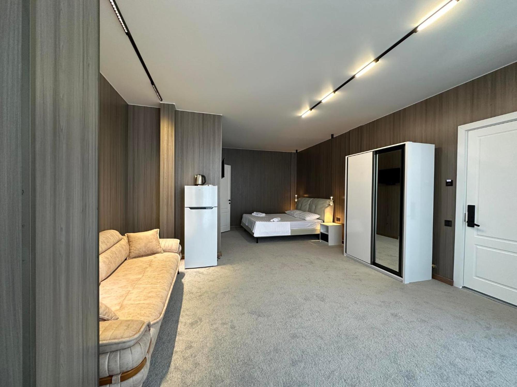 Elite Hotel קובולטי מראה חיצוני תמונה