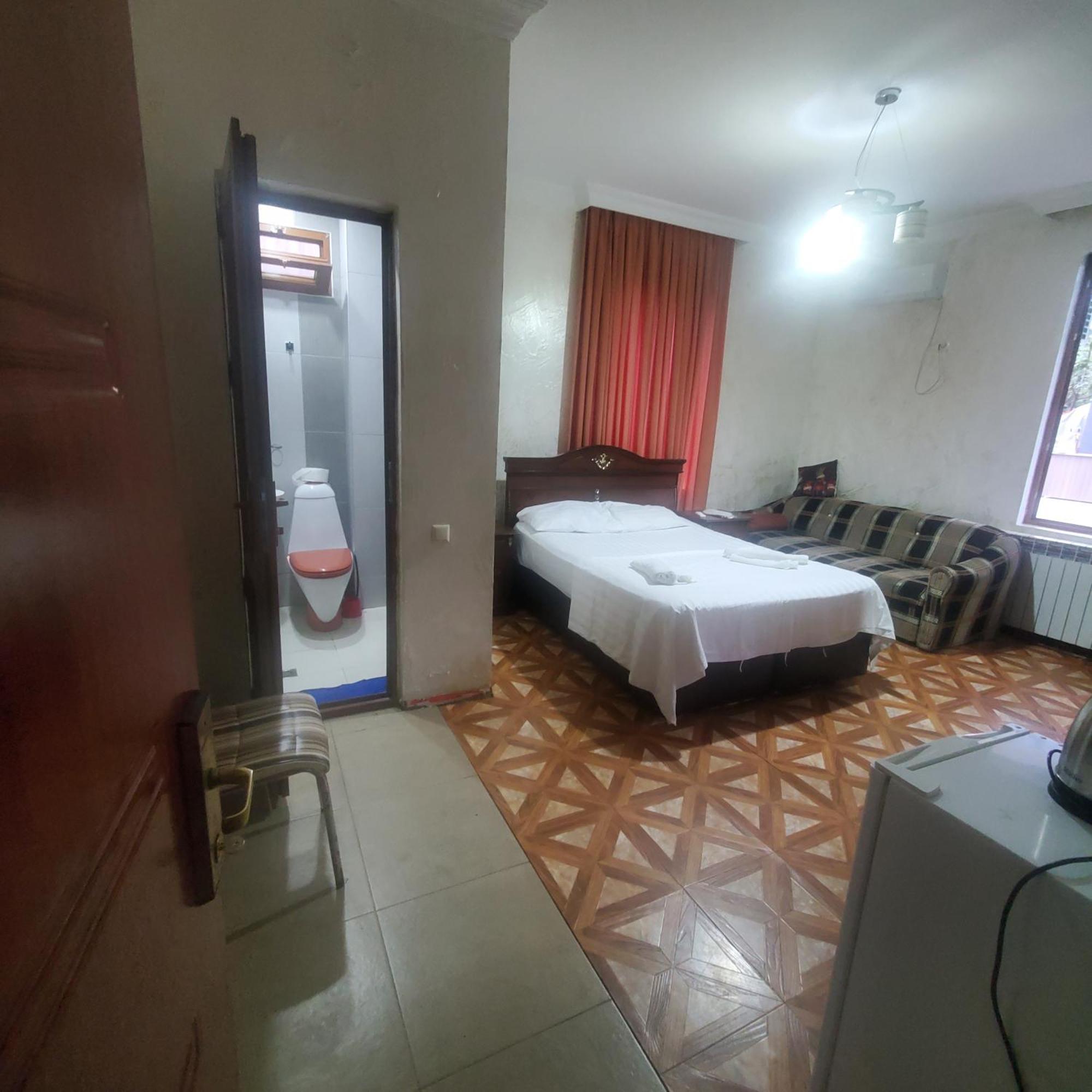 Elite Hotel קובולטי מראה חיצוני תמונה